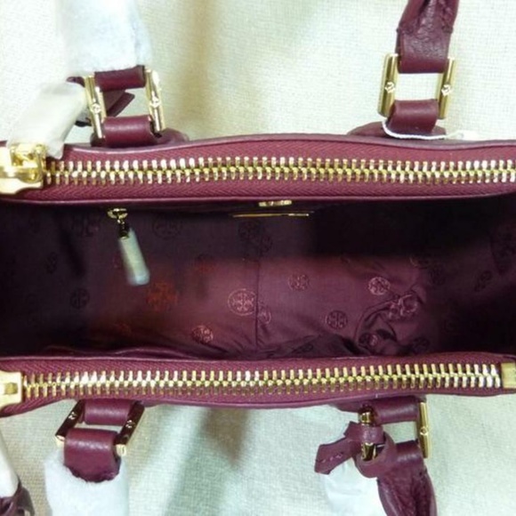 NEW Tory Burch Robinson Wine Red Pebbled Leather Mini Square Tote/Crossbody Bag - Picture 11 of 16